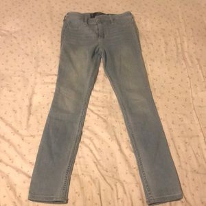 Hollister jeans. Good condition